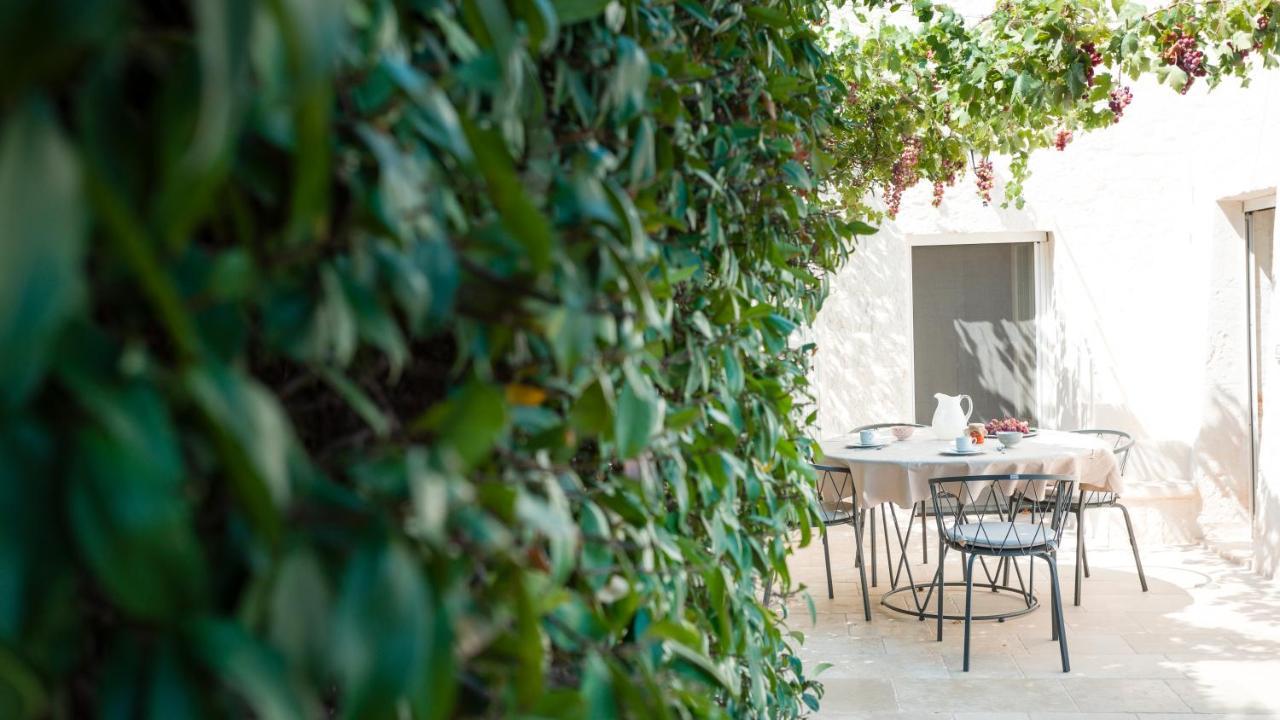 Martina Trulli Relais Lägenhet Locorotondo Exteriör bild